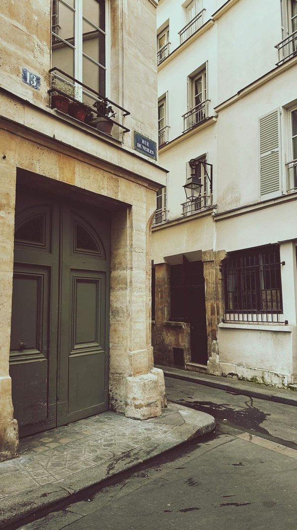 Quels sont les meilleurs sentiers de randonnée à travers les vignobles en France ?