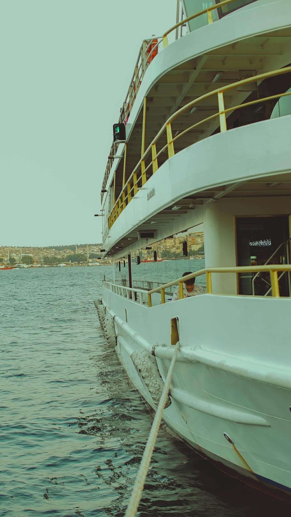 Comment choisir une croisière pour découvrir les traditions textiles en Afrique de l'Ouest?